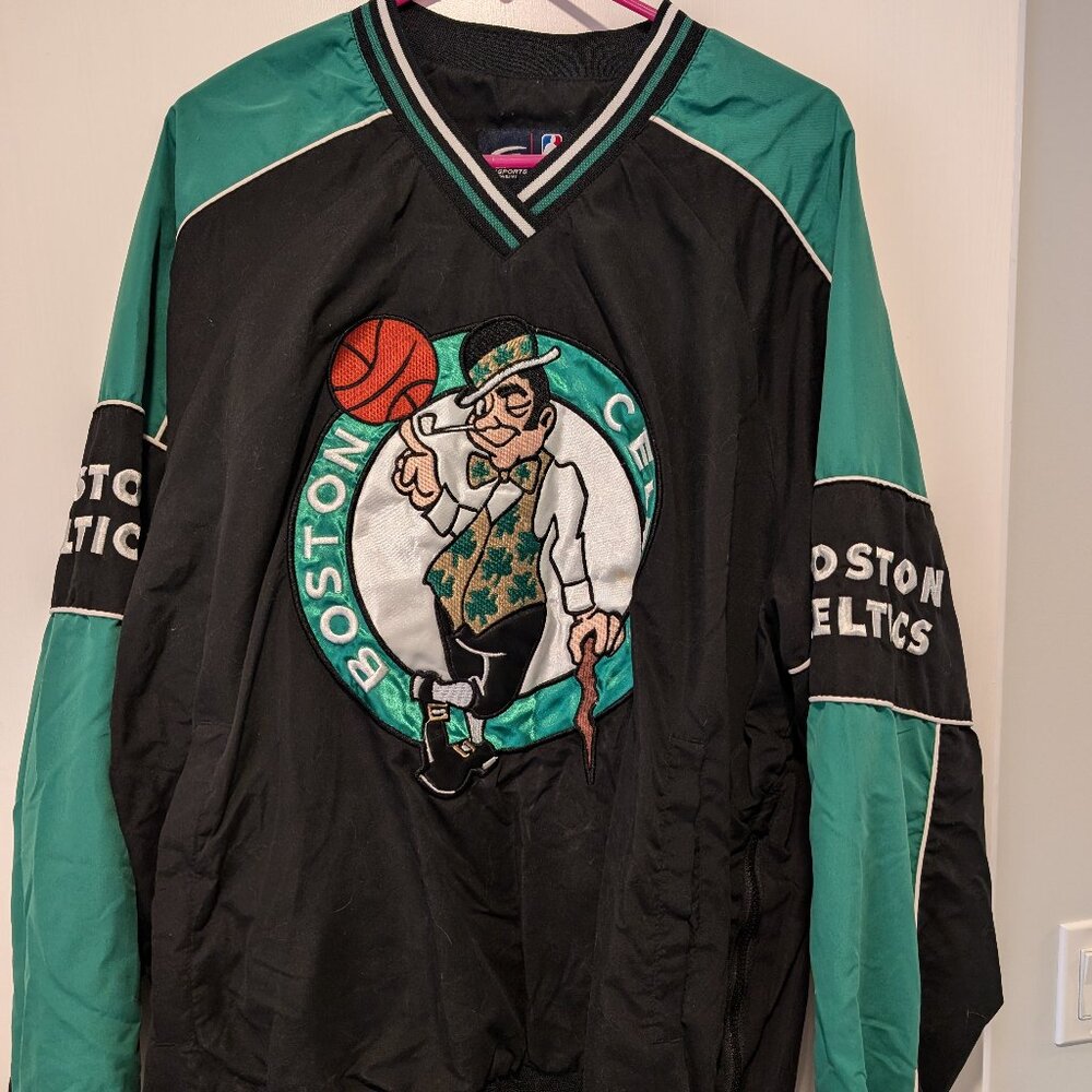 Celtics G-III Sports multicolored pullover Size 2XL